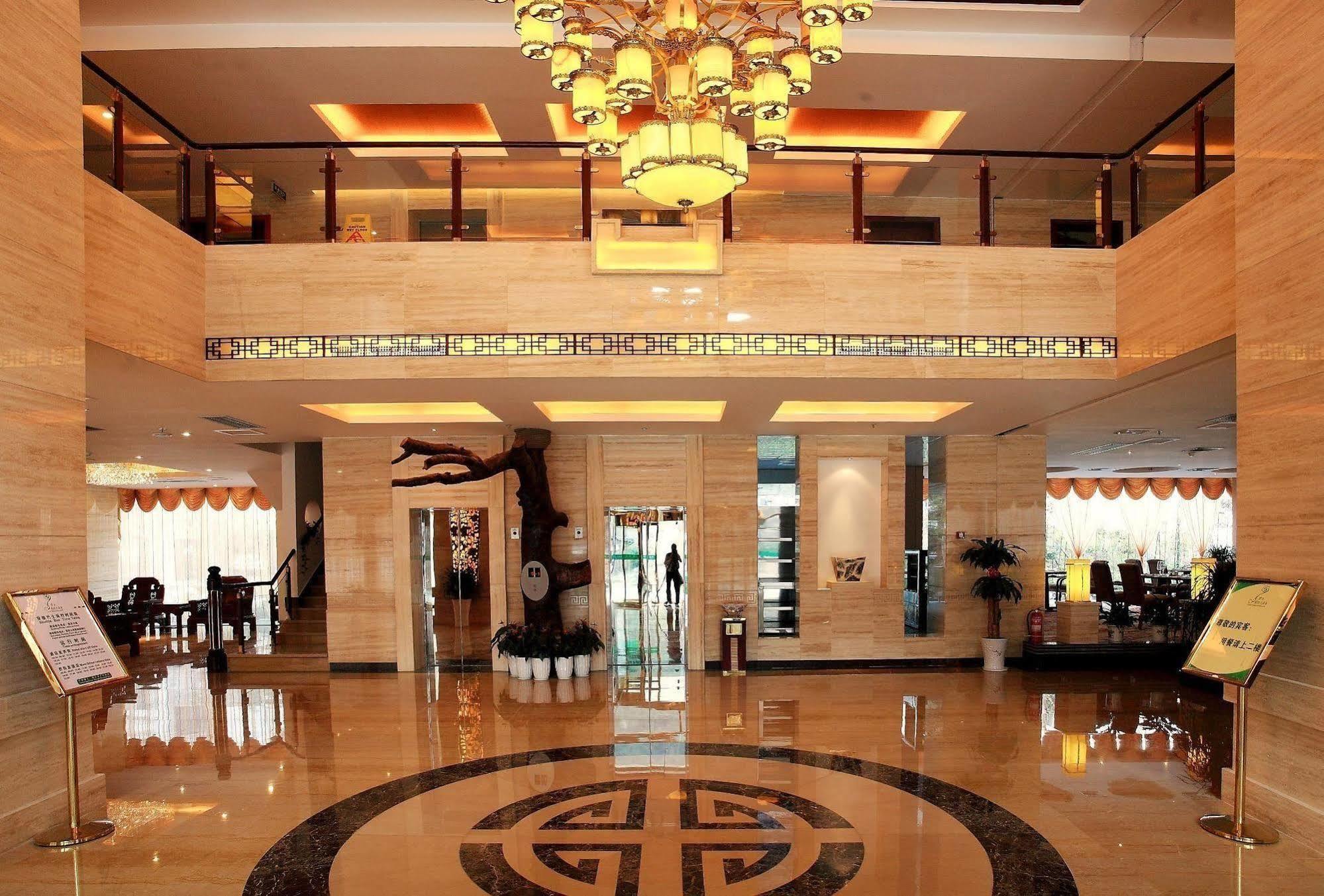 Jasper International Hotel Yangshuo Interior photo